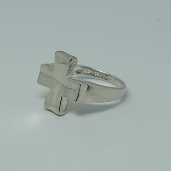 Sterling Cross Ring - Picture 2 of 5